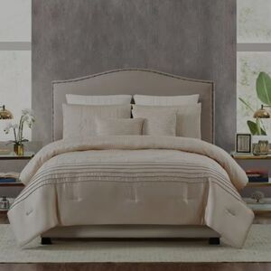 5th Avenue Lux Noelle 7-Piece Ivory Queen Comforter Set Jacquard